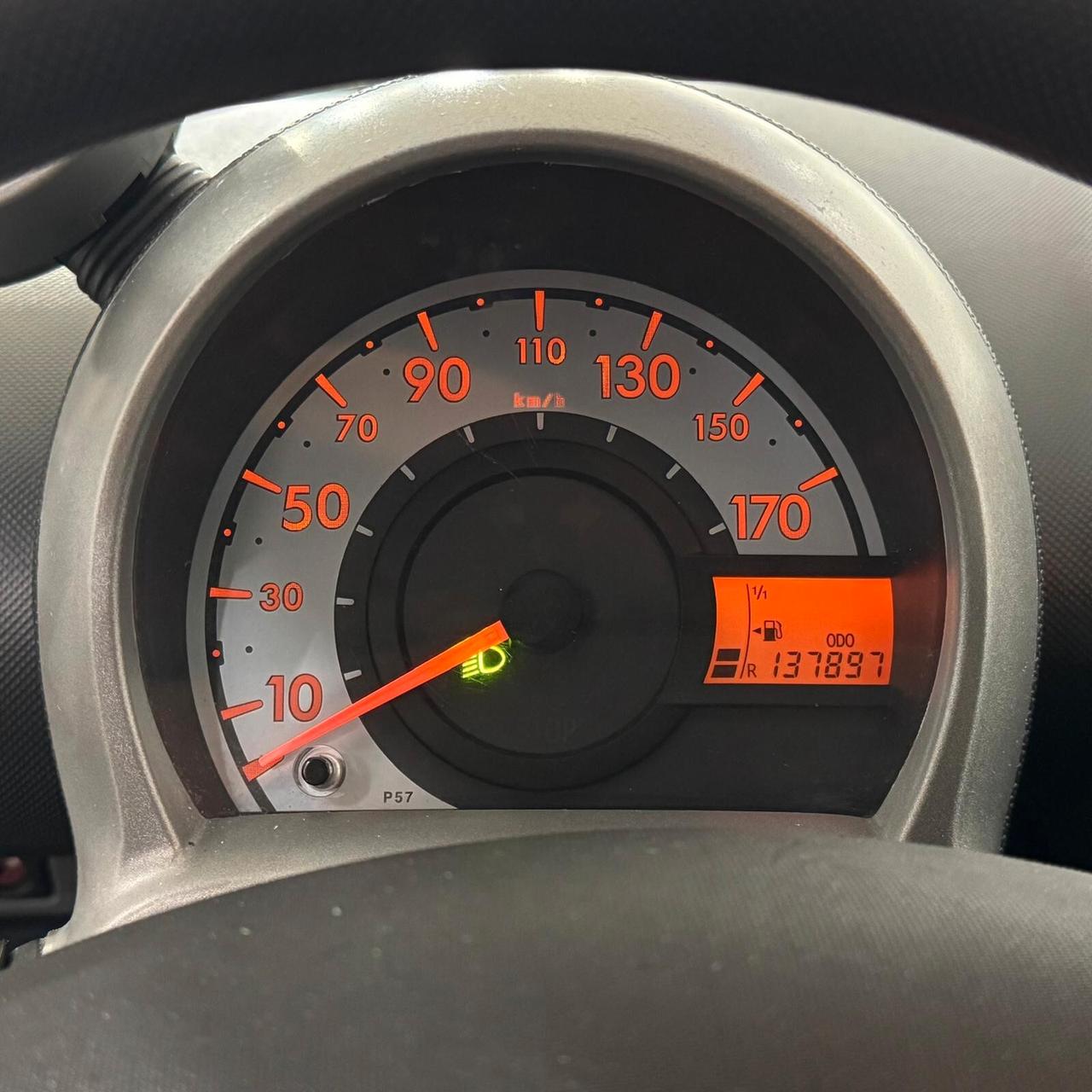 Peugeot 107 1.0 68CV 5p. Allure SOLO 137000KM