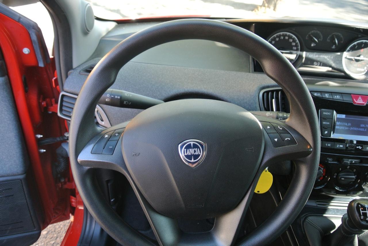 Lancia Ypsilon 1.2 69 CV 5 porte S&S Elefantino Blu
