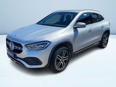 Mercedes GLA 200 200 D Sport Plus 8G-DCT