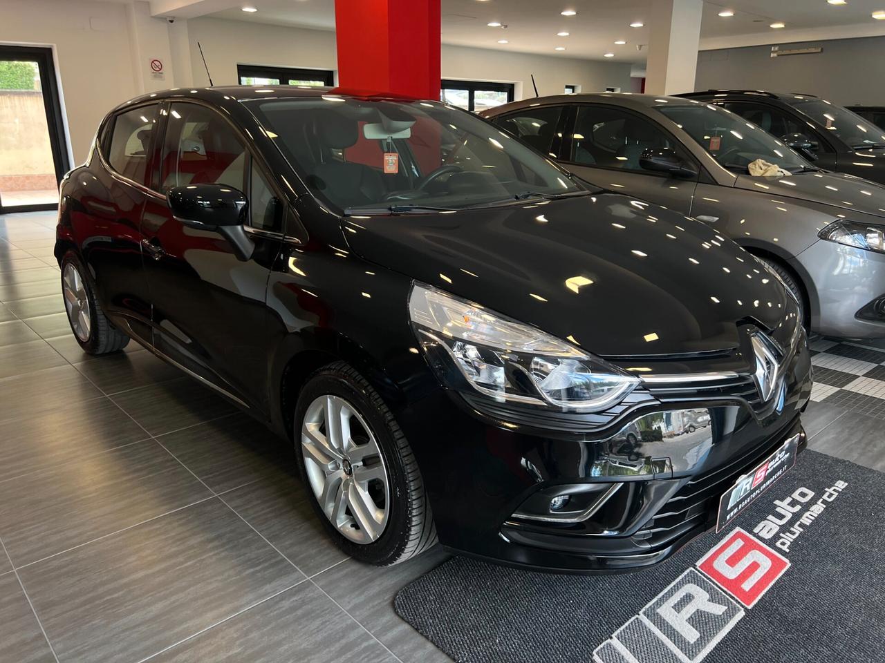 Renault Clio dCi 8V 75 CV 5 porte Duel2