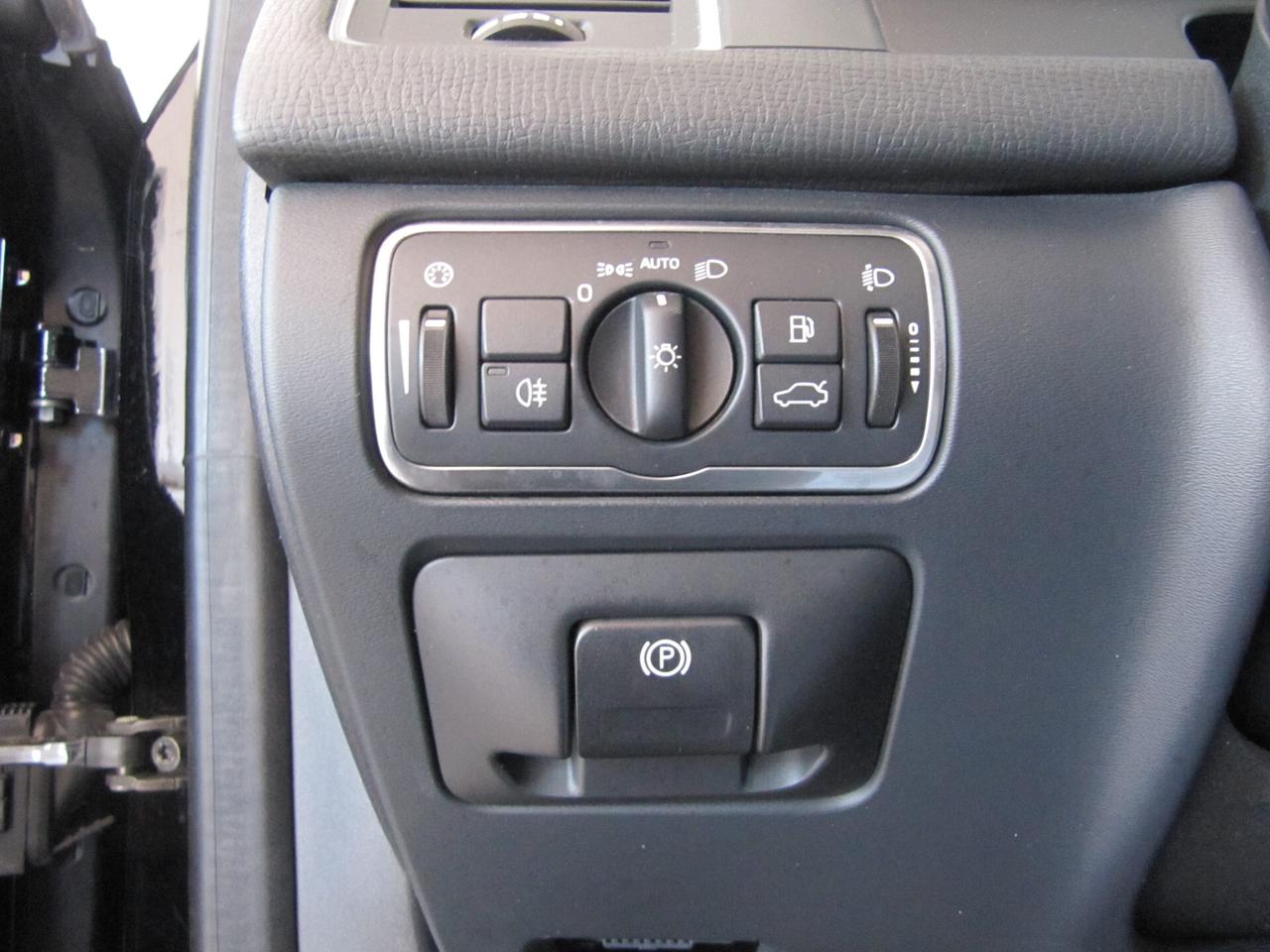 Volvo XC 60 D3 R-design Momentum
