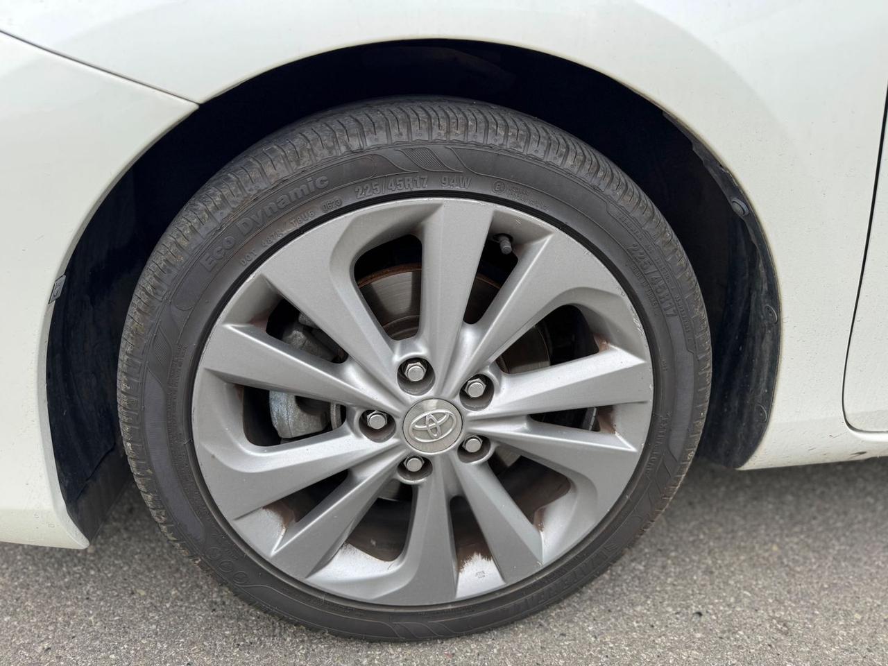 Toyota Auris Lounge 1.8 HEV