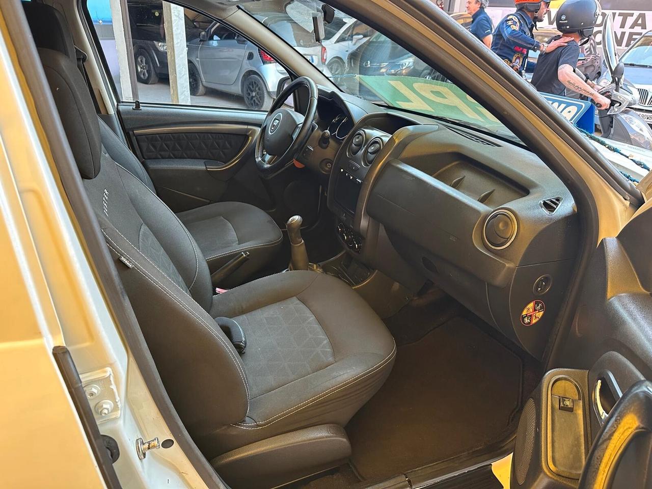 Dacia Duster 1.6cc gpl 12 mesi garanzia-2014