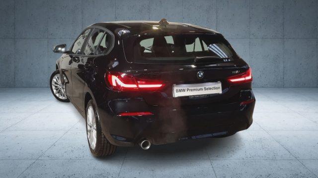 BMW 116 i 5p. Business Advantage Aut.