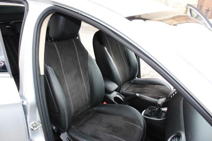 Lancia Delta 1.6 MJT DPF ORO 120CV ESTETICA DA AUTO NUOVA EX PENSIONATO 12 MESI GARANZIA