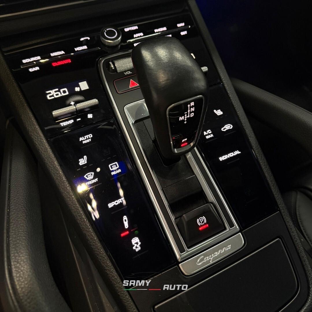 Porsche Cayenne 3.0 V6 tiptronic