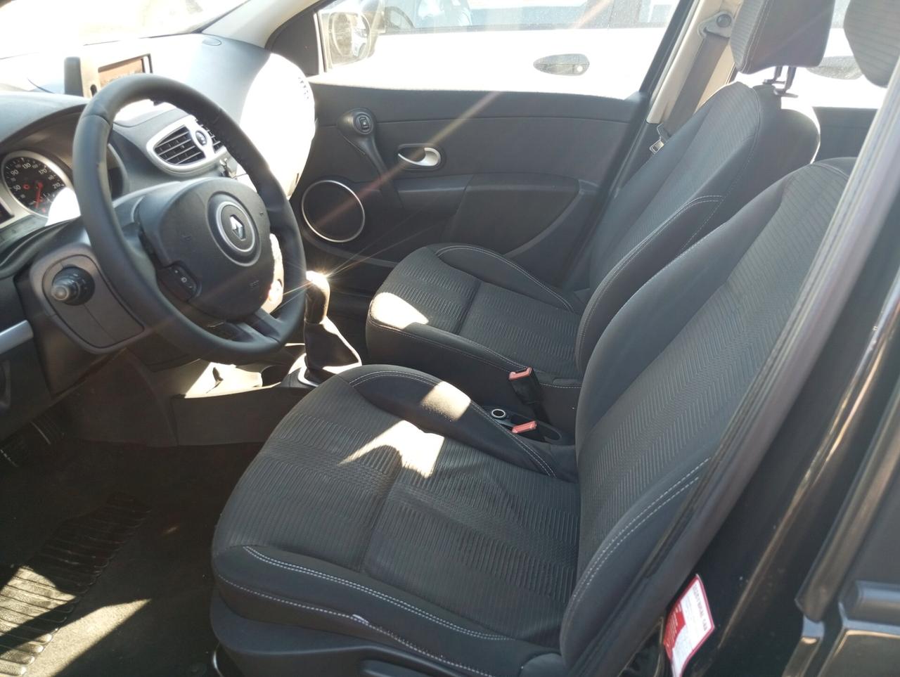 Renault Clio 1.2 16V 5 porte Confort