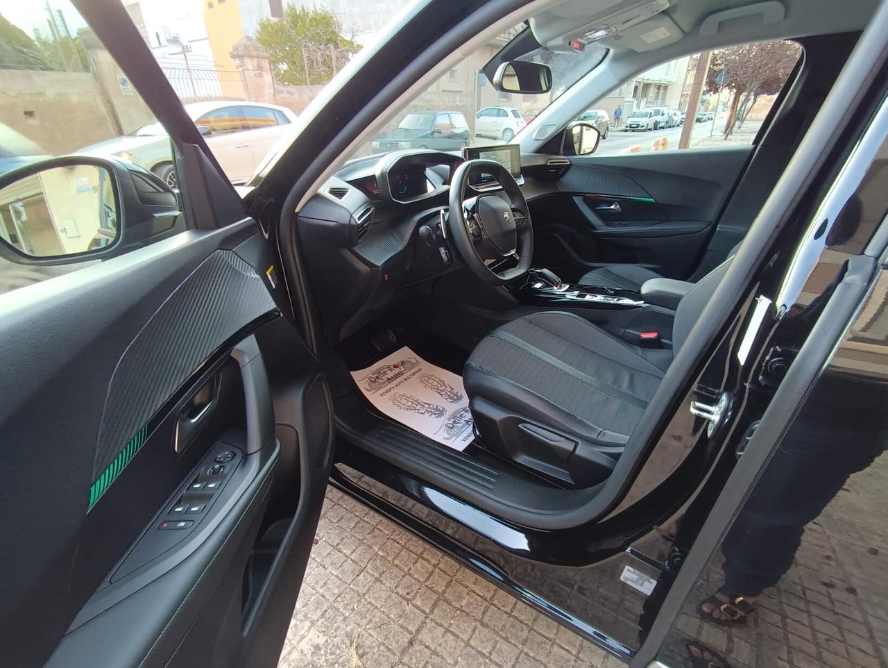 Peugeot 2008 1.5BlueHDi 130 S&S EAT8 Allure Pack