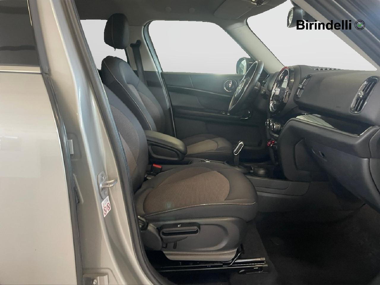 MINI Mini Countrym.(F60) - Mini 2.0 Cooper D Essential Countryman