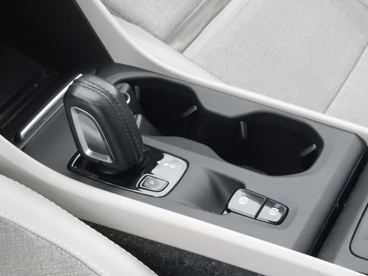 Volvo XC40 2.0 d3 Momentum awd