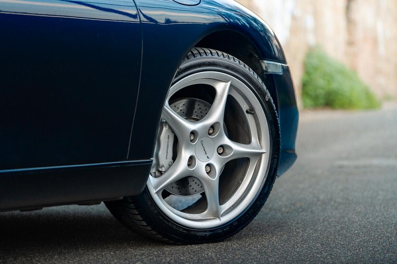 Porsche 911 Carrera 4 tiptronic Cat Coupé ASI