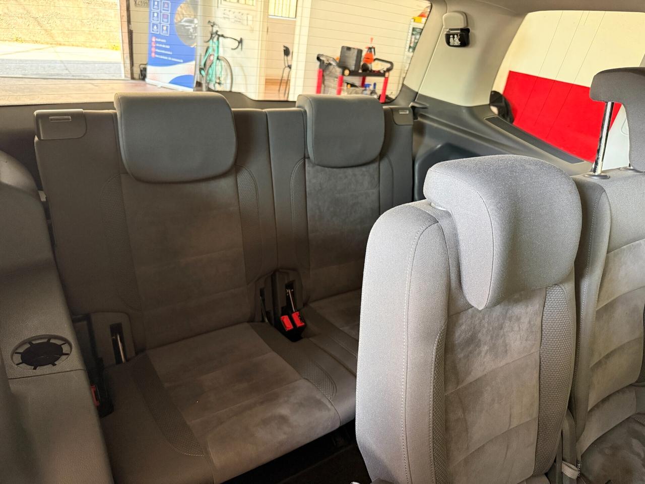 Volkswagen Touran 2.0 TDI 170 CV DSG - CINGHIA OK
