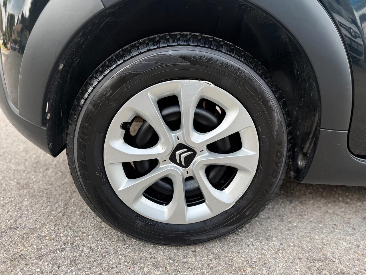 " UNA CHICCA " Citroen C3 PureTech 82 Feel