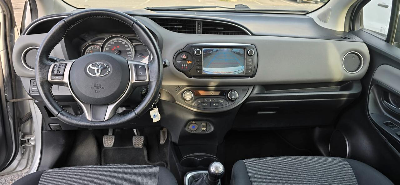 Toyota Yaris 1.0 5 porte Sol unipro 64392 km certificati