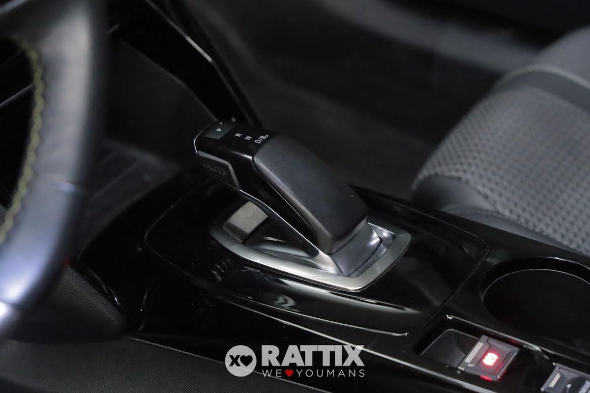 Peugeot e-2008 motore elettrico 100kW GT