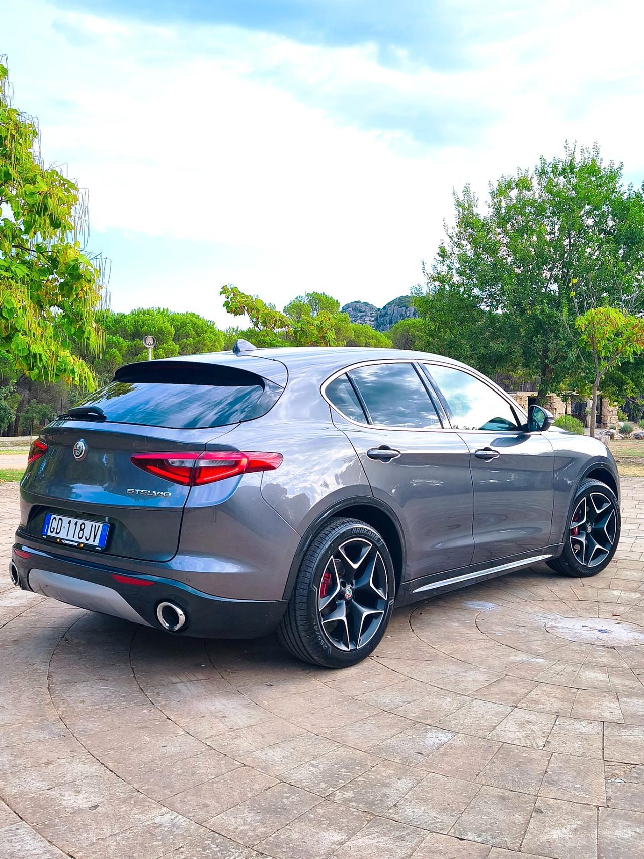 Alfa Romeo Stelvio Ti 2.2 Turbodiesel 190 CV AT8 Q4