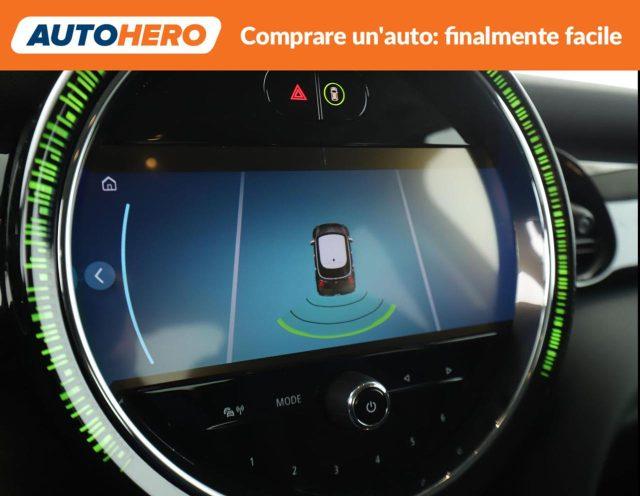 MINI Cooper 1.5 Cooper Essential 5 porte