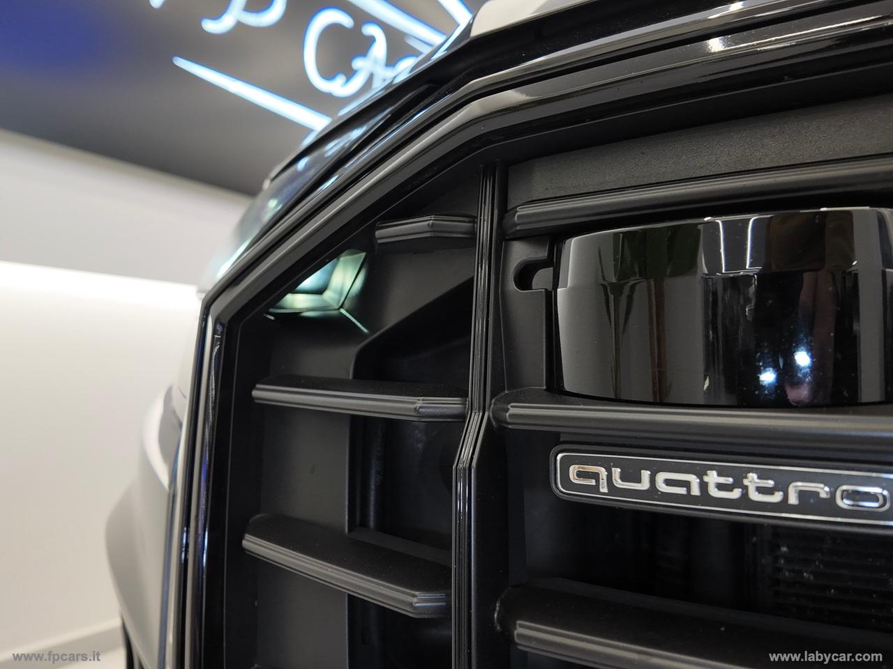 AUDI Q8 50 TDI 286 CV quattro tiptronic S LINE TETTO APRIBILE