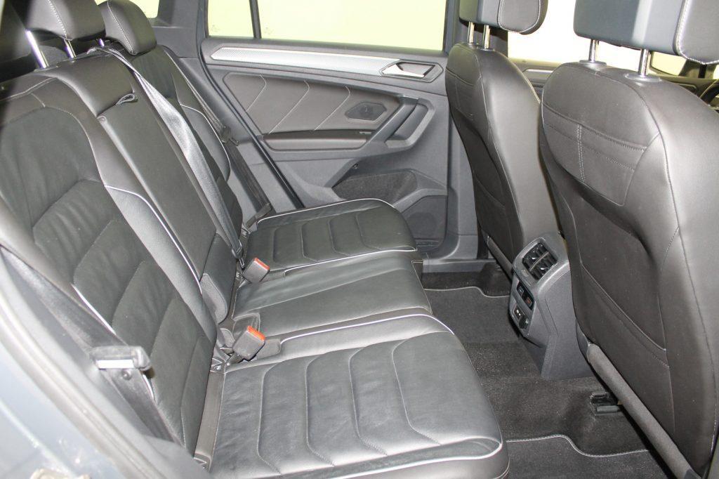 VOLKSWAGEN Tiguan 2.0 TDI 150 Cv. DSG R-Line TETTO PANORAMA