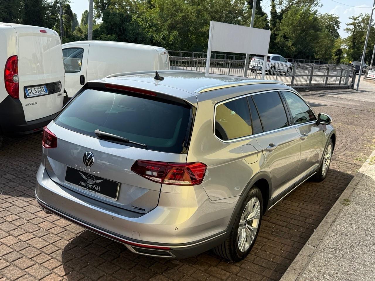 Volkswagen Passat Alltrack 2.0 TDI 200 CV 4MOTION DSG
