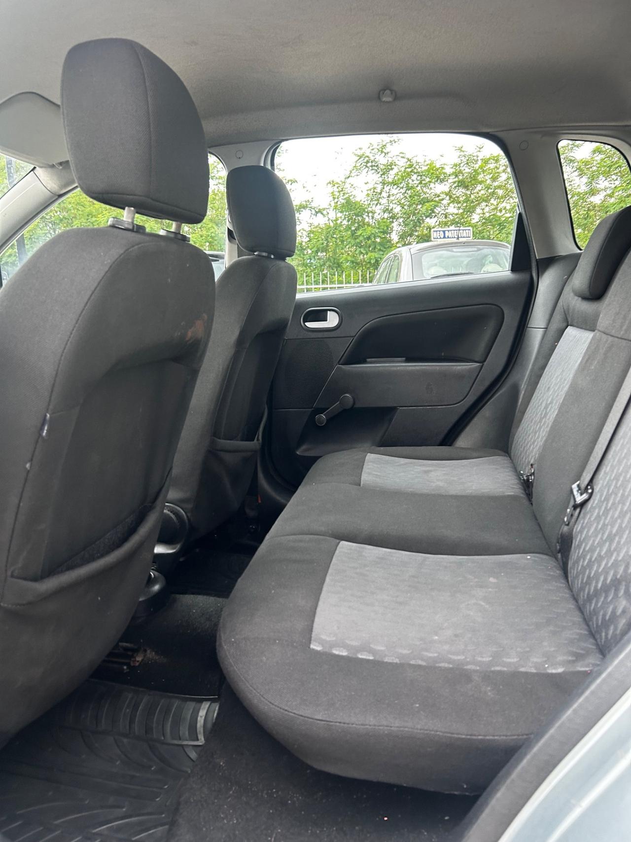 Ford Fiesta 1.4 TDCi 5p. Ghia