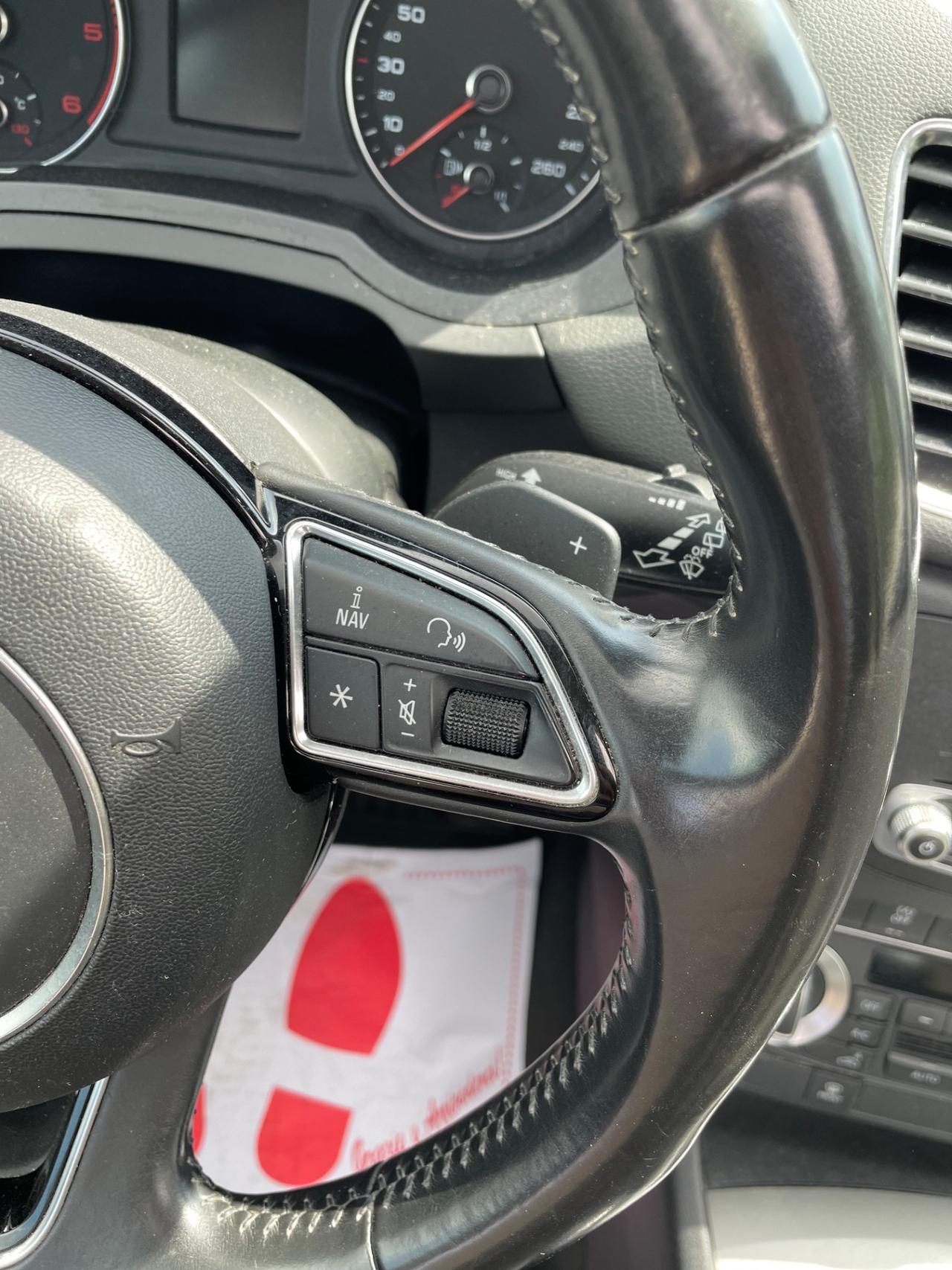 Audi Q3 2.0 TDI Quattro S tronic Tetto Nav