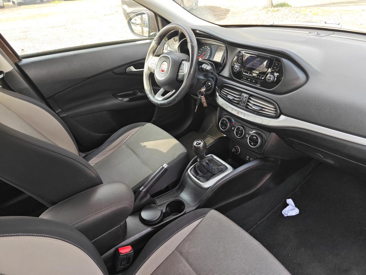 Fiat Tipo 1.3 Mjt S&S 5 porte Easy