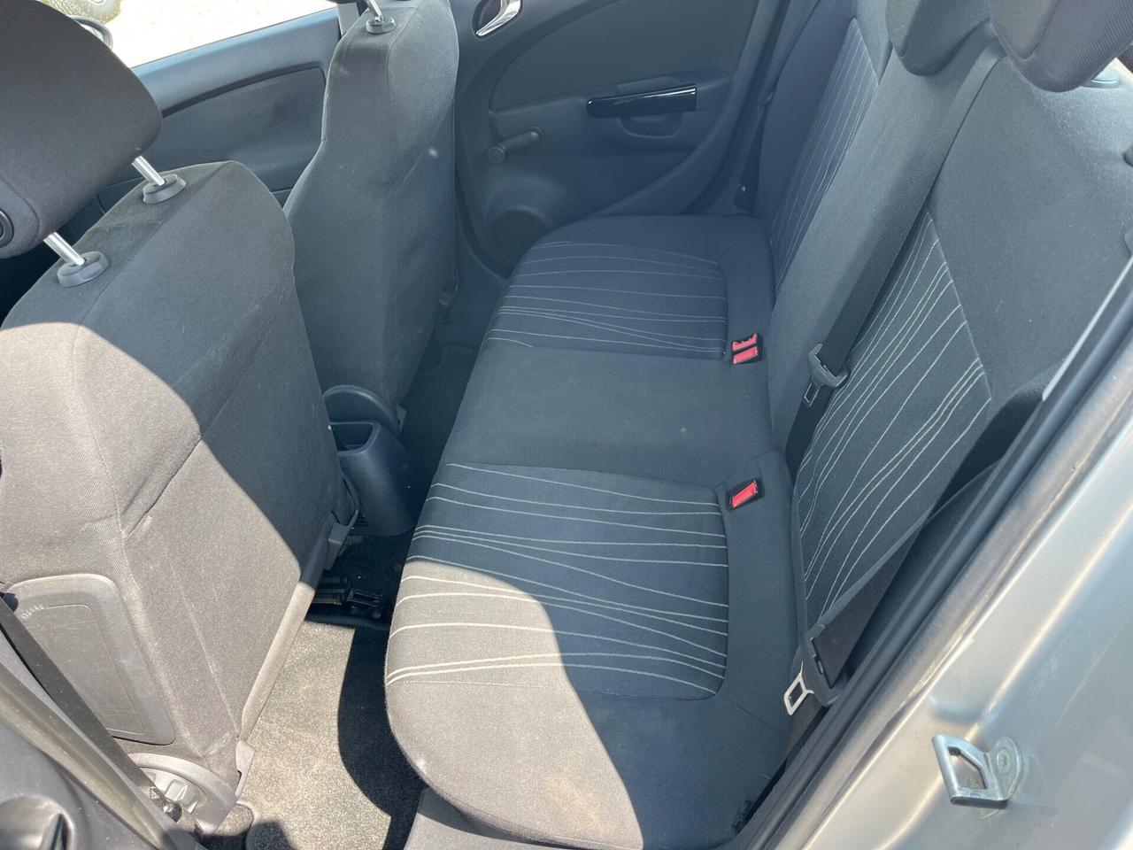 Opel Corsa 1.2 5 porte Club 62.000 km