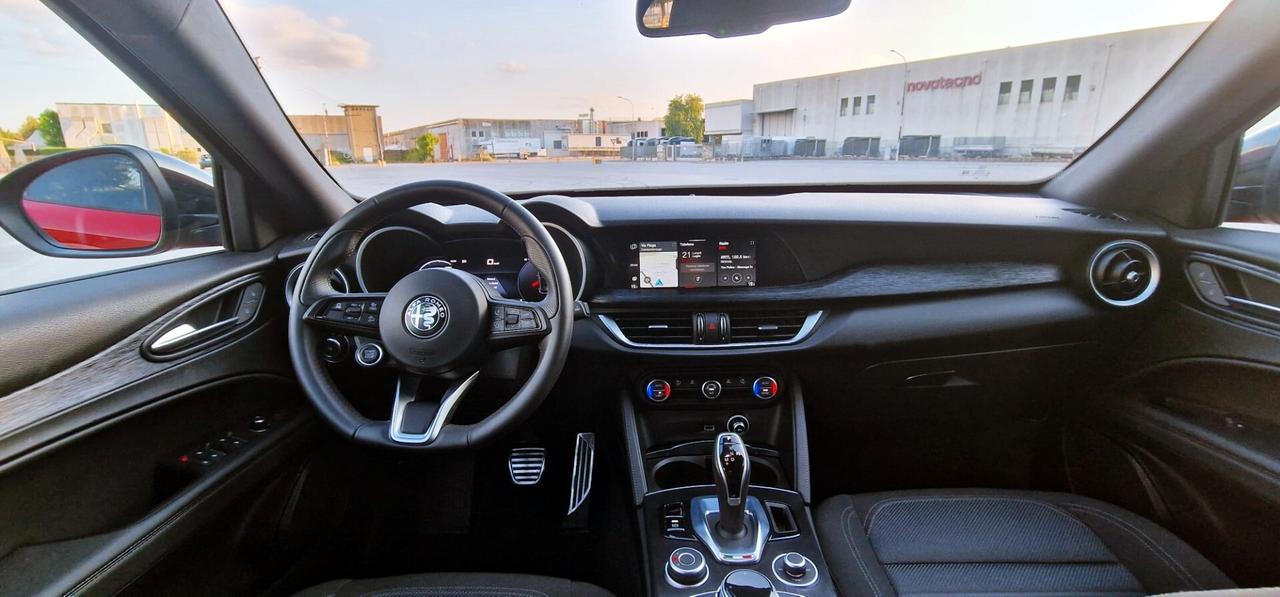 Alfa Romeo Stelvio 2.2 Turbodiesel 160 CV AT8 RWD Super