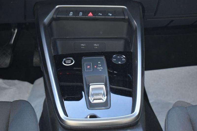 Audi A3 A3 Sedan 35 TDI S tronic Business Advanced