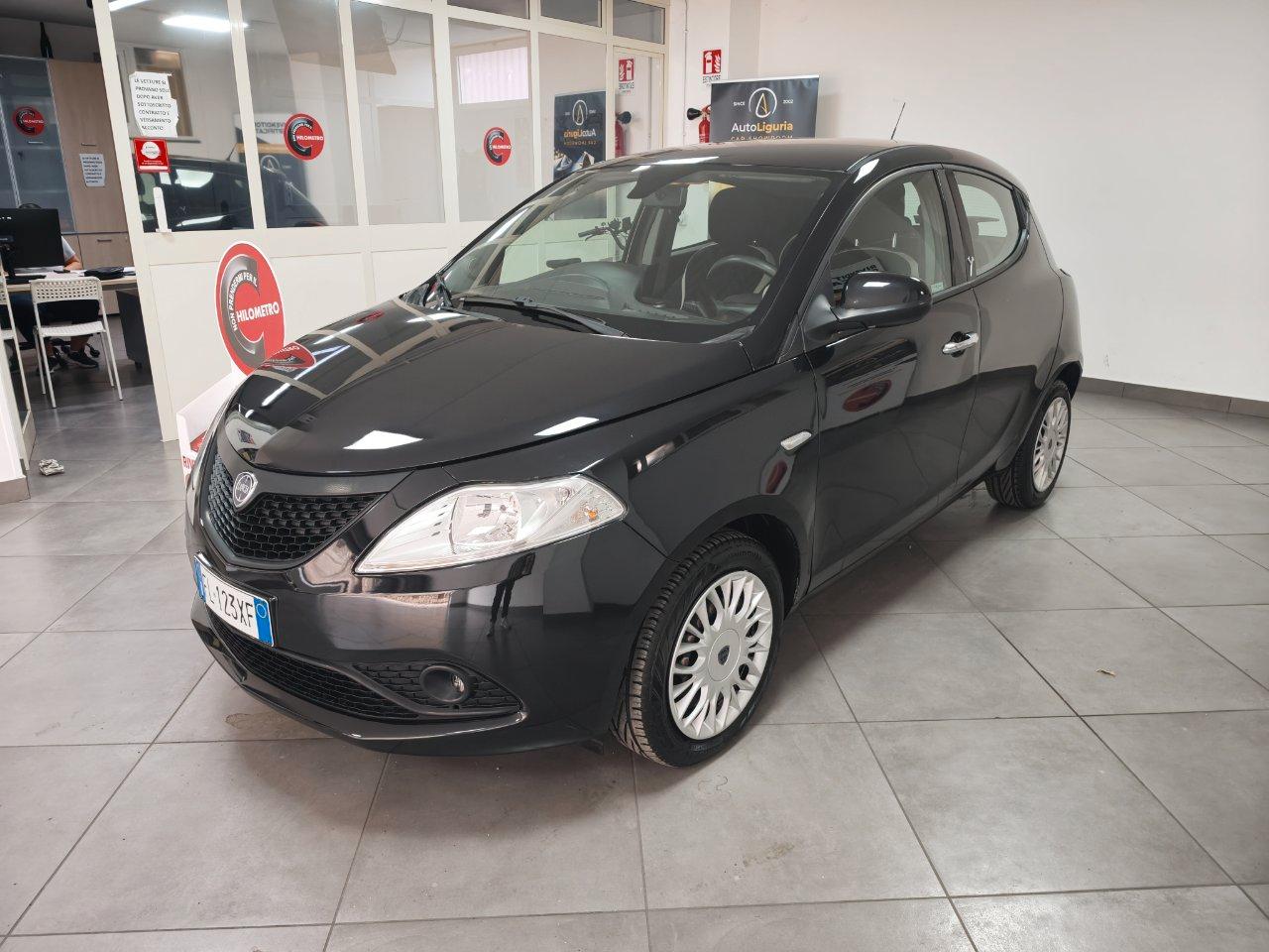 Lancia Ypsilon 5 Porte Ypsilon 1.2 Gold 69cv my16