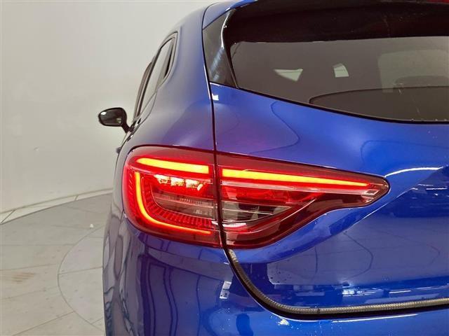 RENAULT Clio 5 Porte 1.6 E-Tech full hybrid 145cv E-Tech E