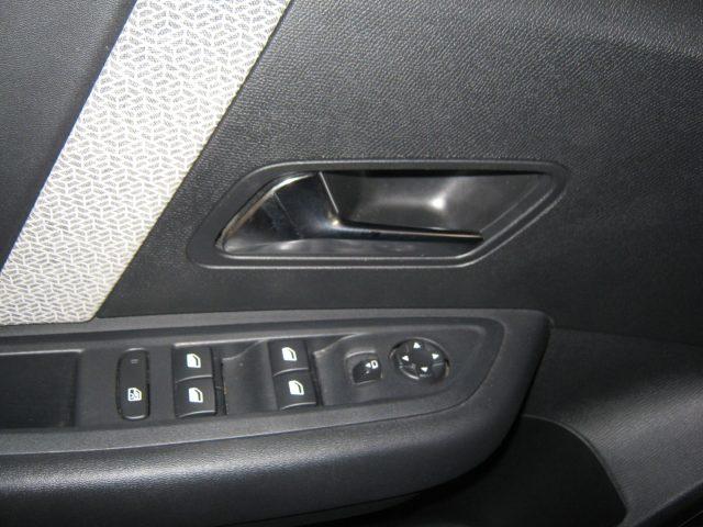 CITROEN C4 PureTech 130 S&S Shine