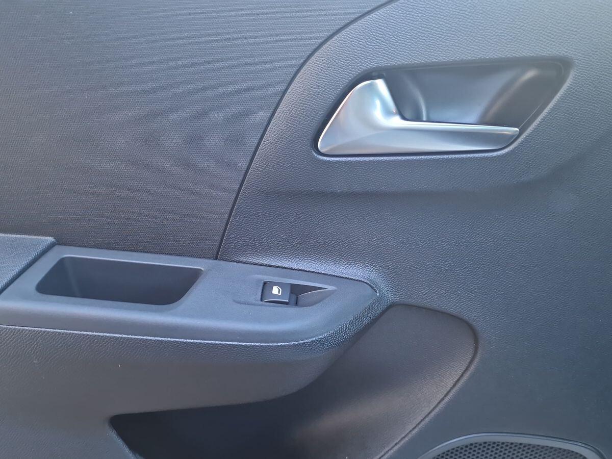 KM0 - NEW OPEL CORSA 1.2 EDITION