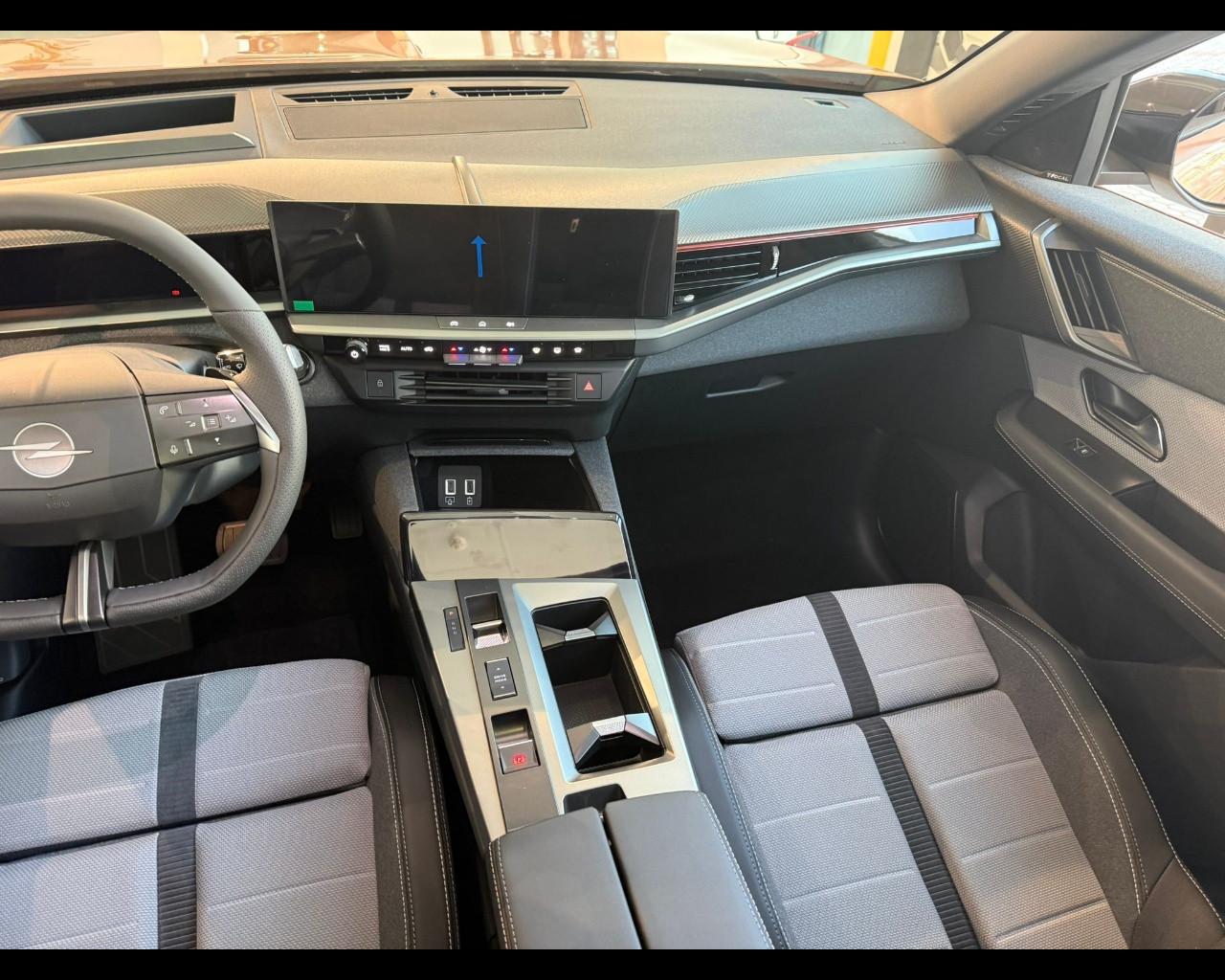 OPEL Nuovo Grandland GS Electric 213CV 520KM