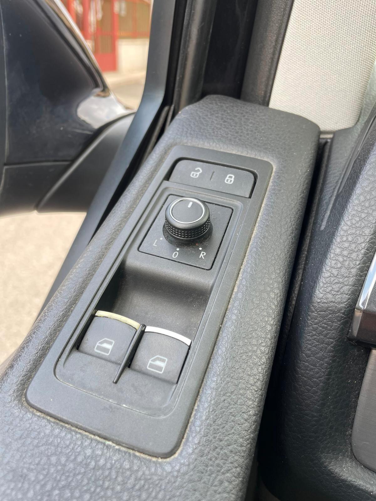 Volkswagen Multivan 2.0 TDI 150CV Comfortline