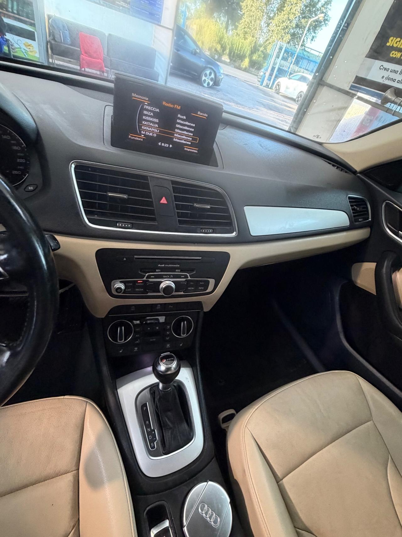 Audi Q3 2.0 TDI 120 CV S tronic Business