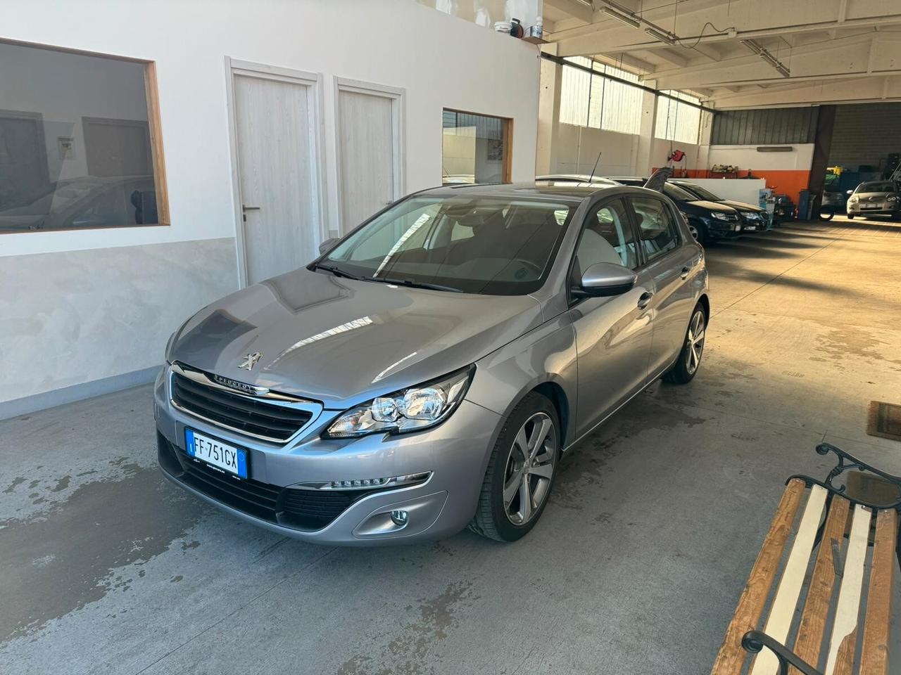 Peugeot 308 PureTech Turbo 130 S&S Allure