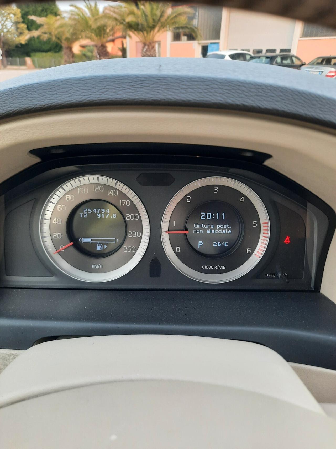 Volvo XC 70 XC70 D5 205CV AWD Geartronic Summum