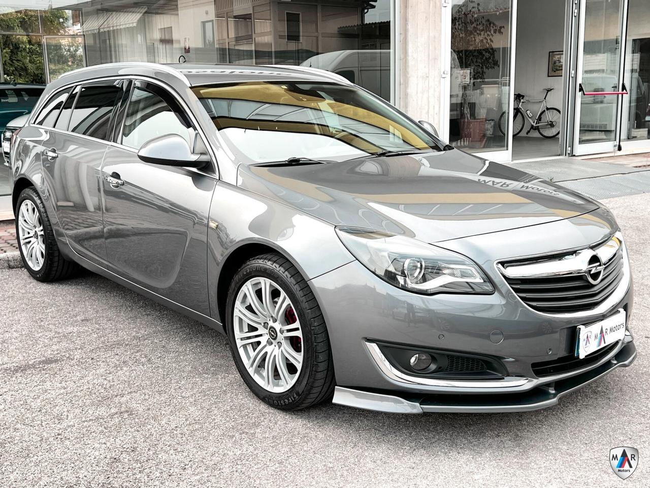 Opel Insignia 1.6 CDTI 136CV Sports Tourer aut. Cosmo Business