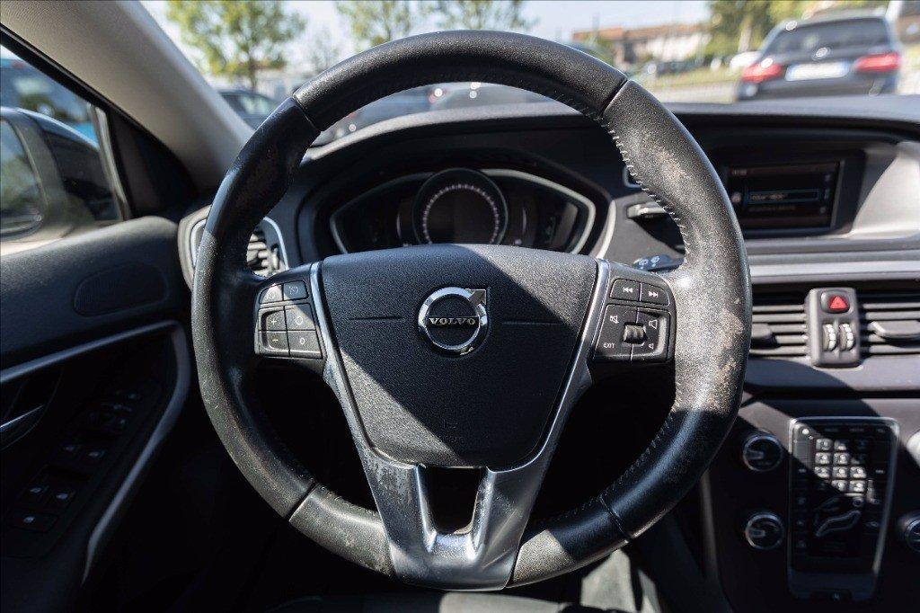 VOLVO V40 2.0 d2 Plus del 2018