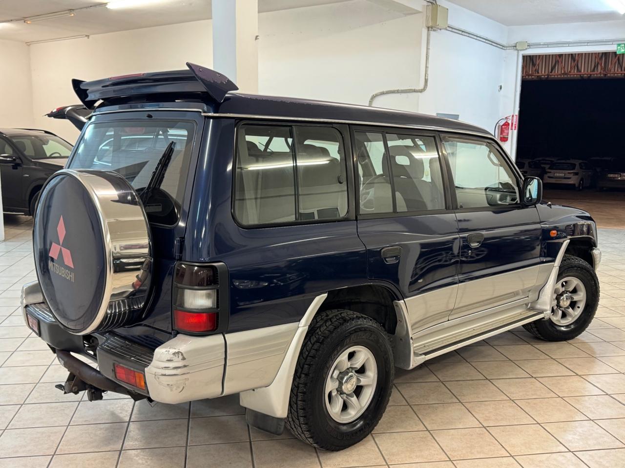 Mitsubishi Pajero GLS 2.5 TDI 7Posti 4x4 Automatico