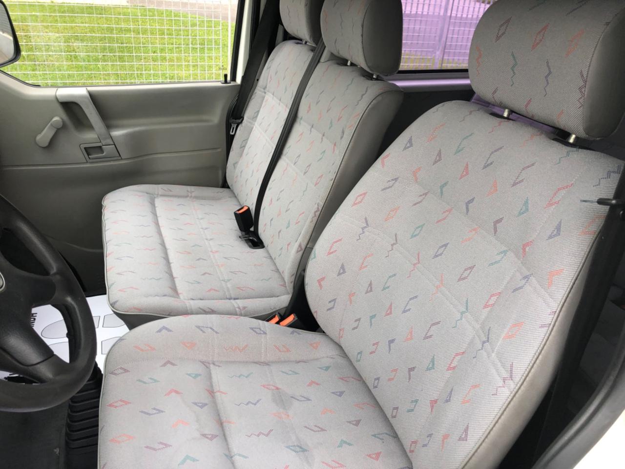 Volkswagen T4 Caravelle 9 Posti. 2.5 TDI/88CV 2000