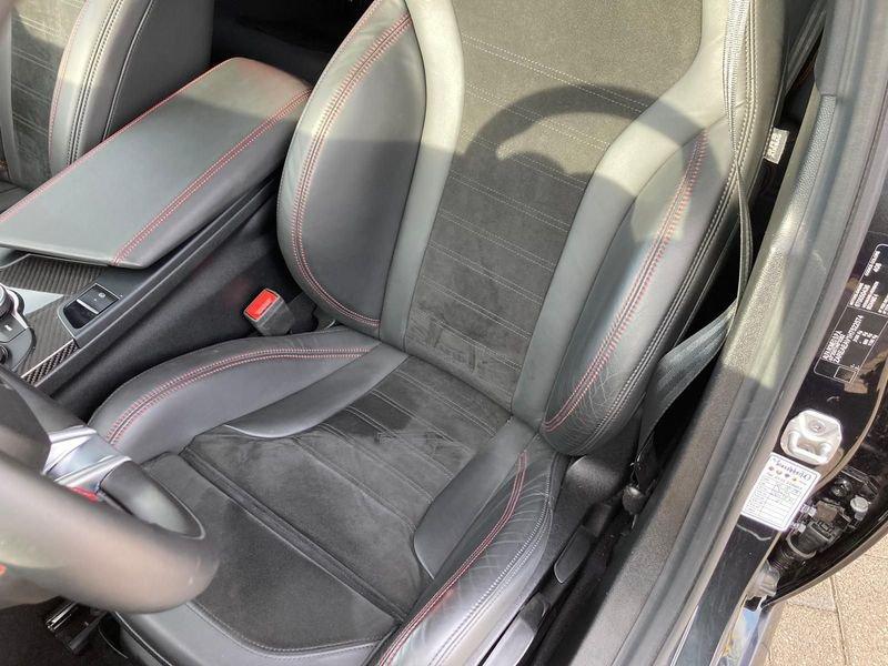 Alfa Romeo Giulia Giulia 2.9 V6 Bi-Turbo Quadrifoglio