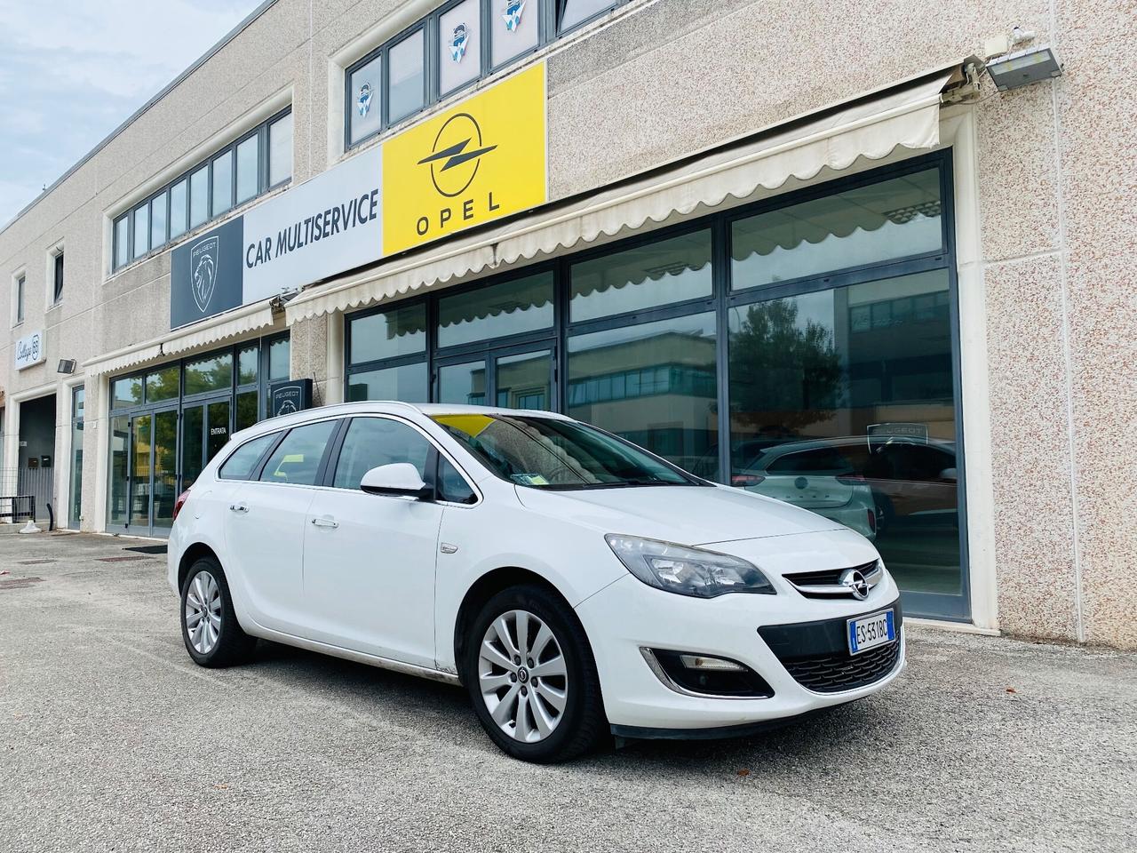 Opel Astra 1.7 CDTI 110CV Sports Tourer Elective - 2013