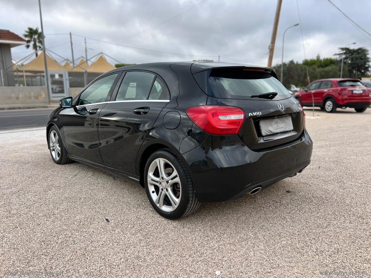 MERCEDES-BENZ A 180 d Automatic Business