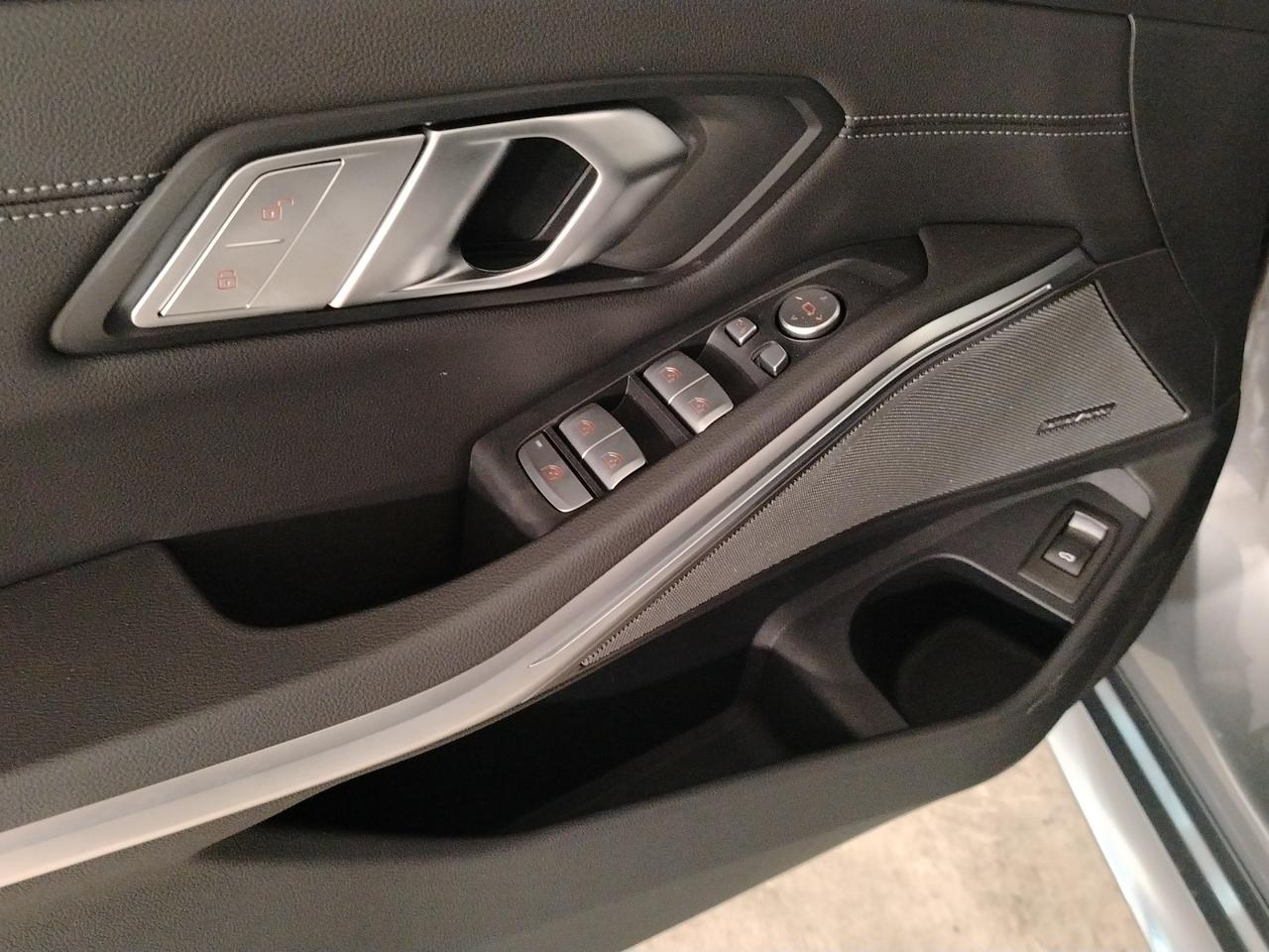 BMW Serie 3 318d Touring 48V MSport