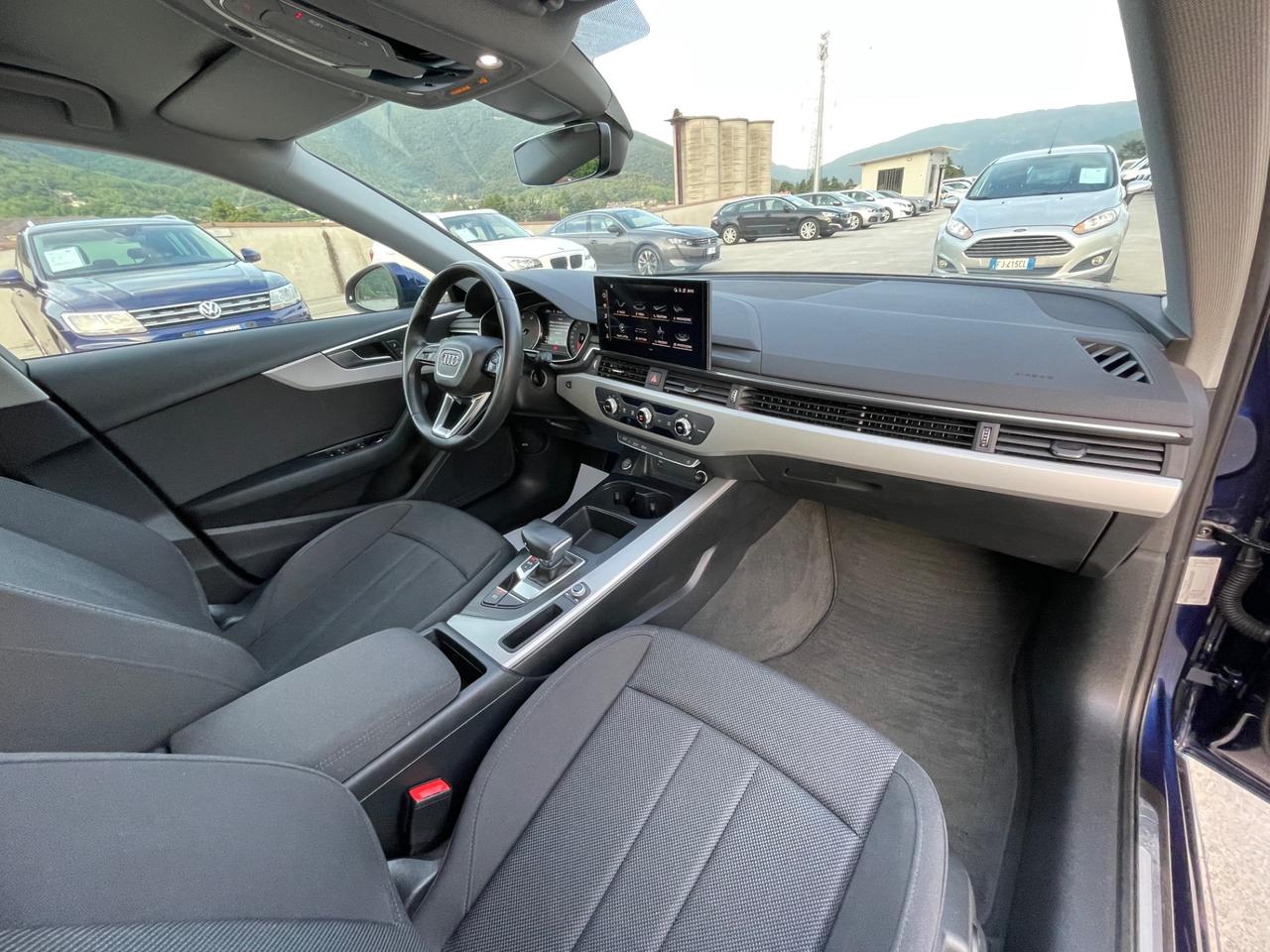 Audi A4 Avant 35 TDI 163 Cv S tronic 5a Serie 1Proprietario Garanzia 12 Mesi