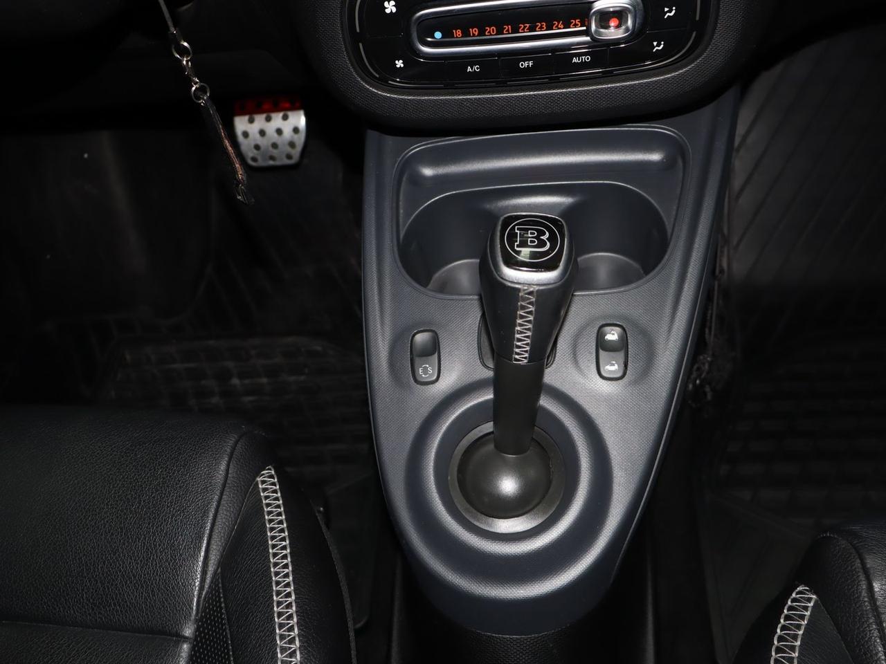 Smart brabus Xclusive 0.9 Cabrio #10682
