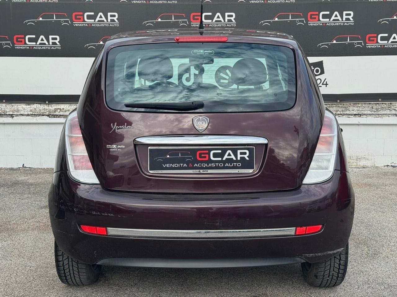 Lancia Ypsilon 1.3 MJT 75 CV Diva